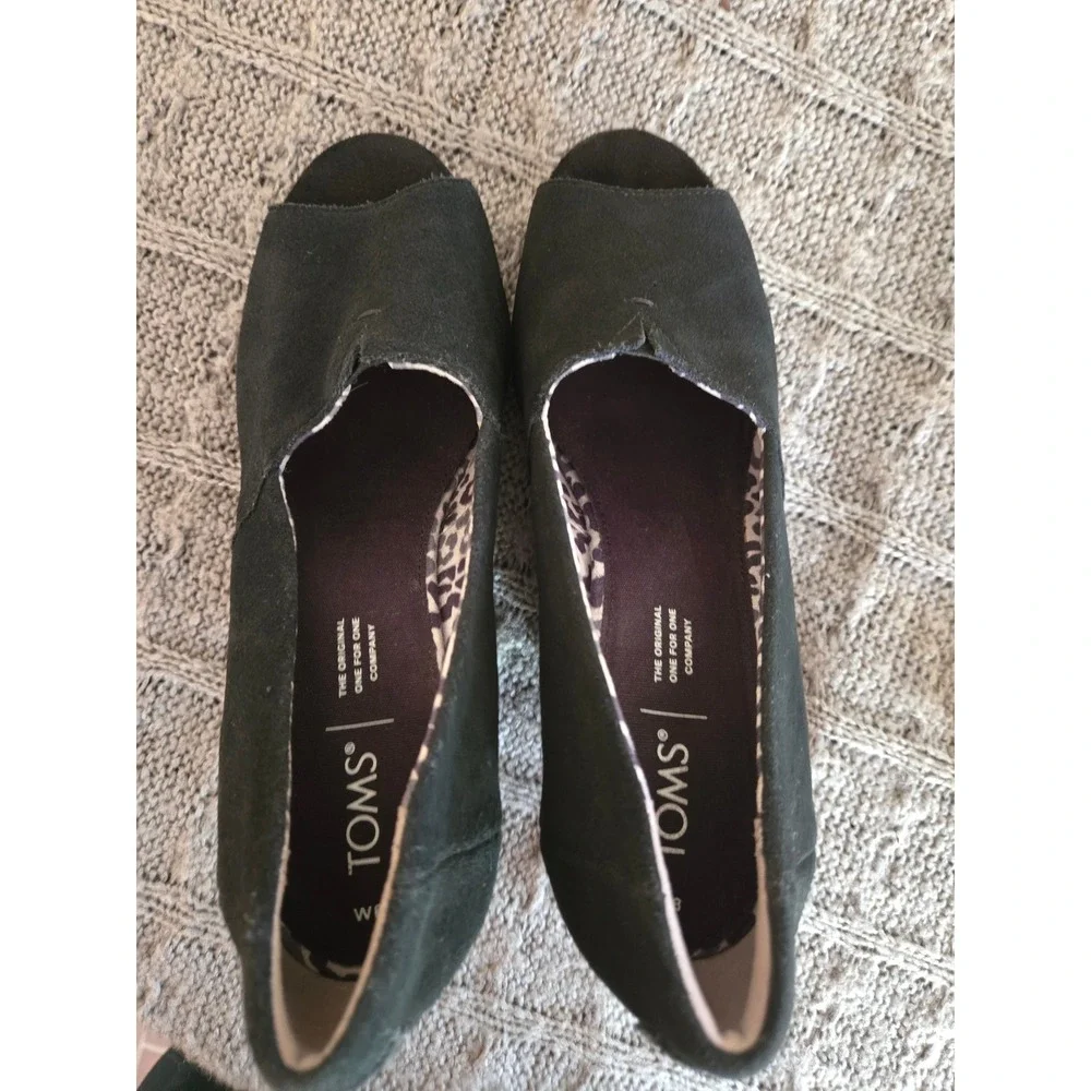 Toms black suede